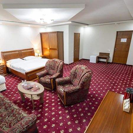 Gyumri Hotel מראה חיצוני תמונה