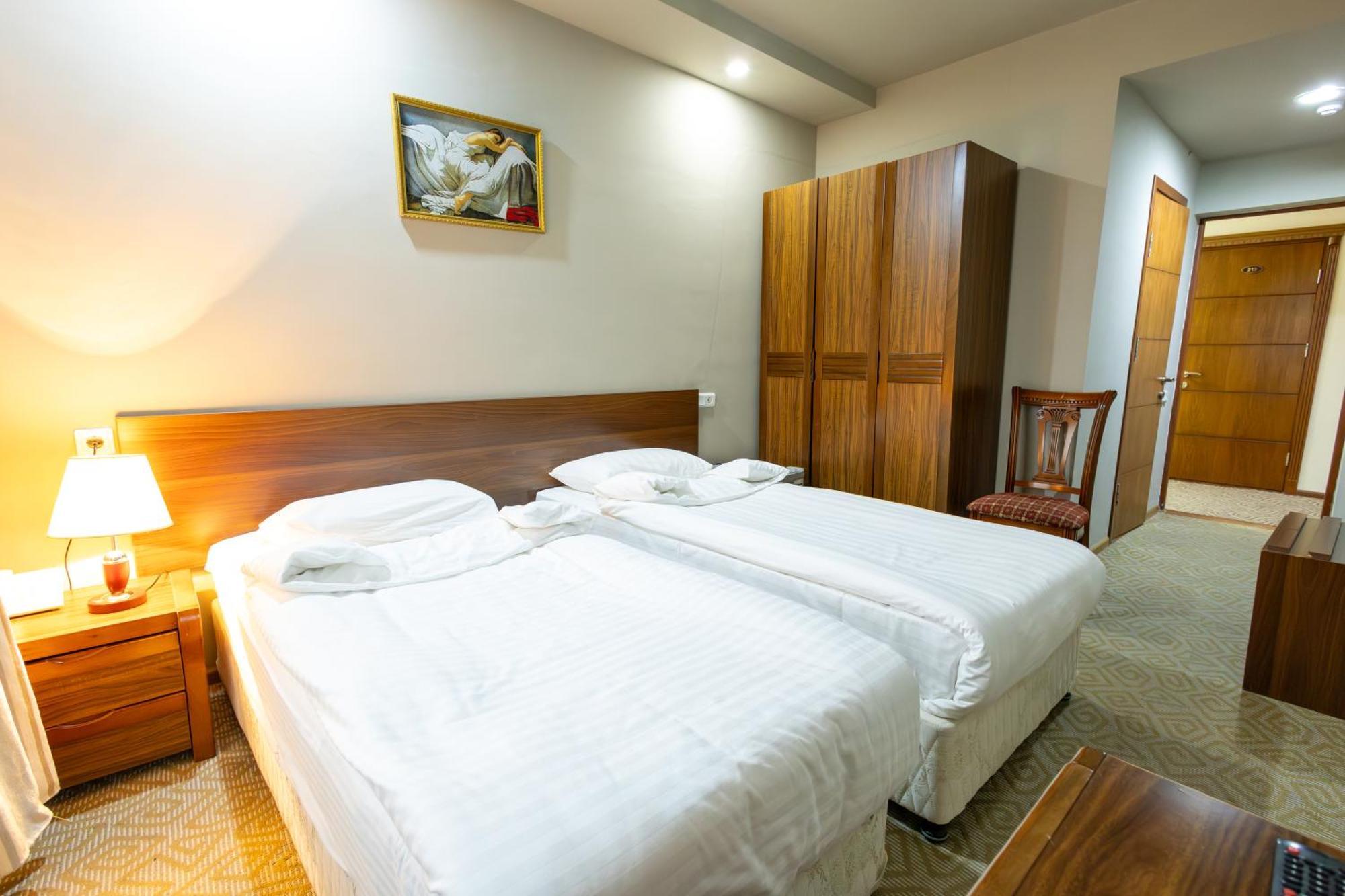 Gyumri Hotel מראה חיצוני תמונה