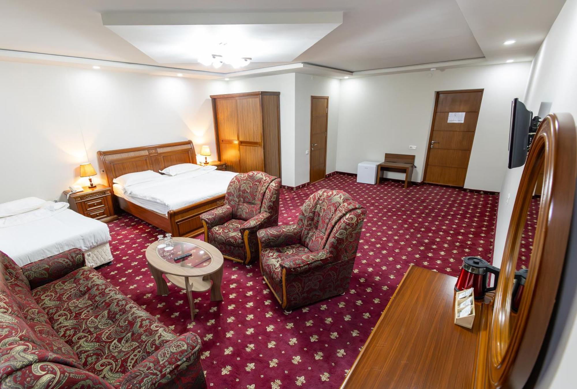 Gyumri Hotel מראה חיצוני תמונה